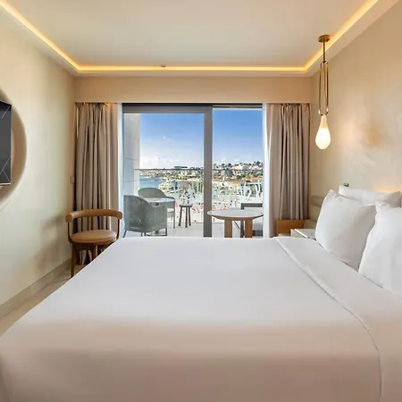 Hotel Sana 4*