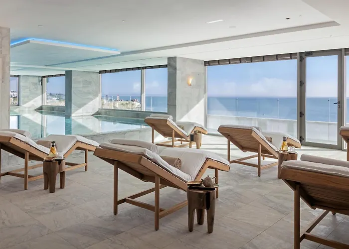 Evolution Cascais-estoril エストリル