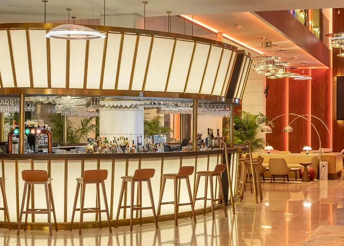 Evolution Cascais-estoril エストリル